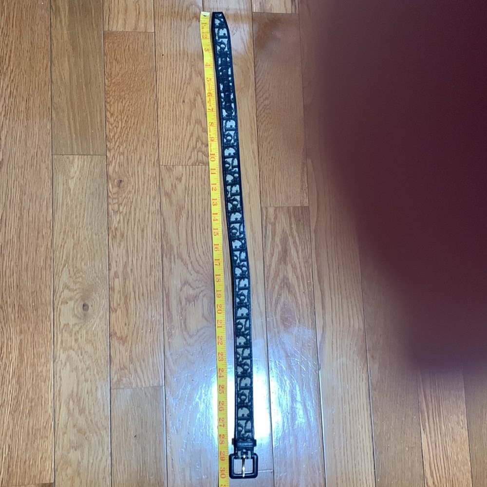 🎉PRICE DROP!!🎉 Authentic Christian Dior vintage belt - Picture 13 of 13